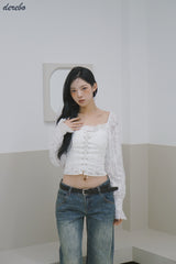 daisy punching strap frill blouse