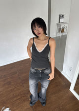 SLIP LACE SLEEVELESS