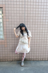 dolly frill T (2c)