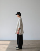 BSTUDIOS_モメンツ 1/2 Tシャツ