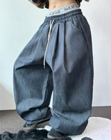 4000SOLD DENIM PINTUCK PANTS