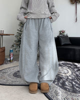 ヘリフリースバルーンパンツ
