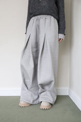 Needs Slit Balloon Pants