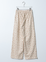 creamy floral pants