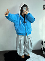 ビビッドカラーセミクロッピードジャンパーパディング🖤💙2カラー