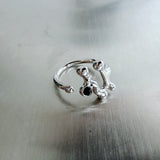 Liquid Curve Ring