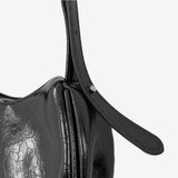 Monche ペンダントクロスホーボーバッグ
