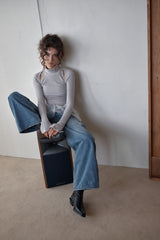 SOFT POSE TEE - LIGHT GREY