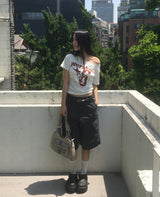 Epee Crack Printed Off-Shoulder Short Sleeve T-Shirt