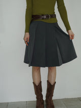 pleats midi skirt