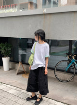 [unisex] Woven Button Pintuck Bermuda Wide Banding Pants