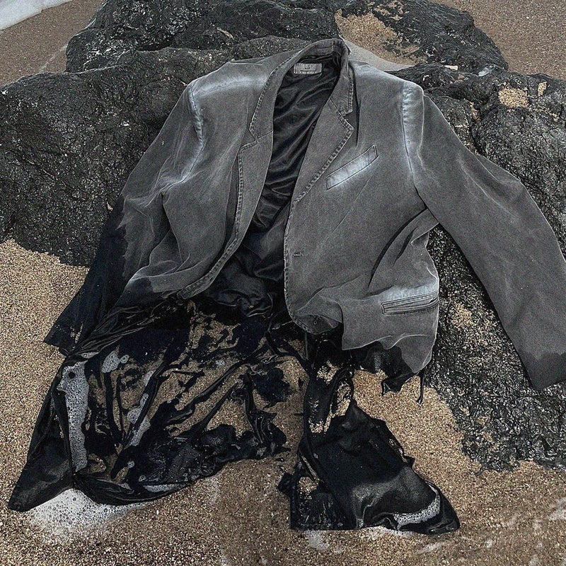 RAW DISTRESSED COAT