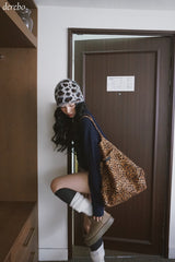 Twisted collar knit pants two-piece set