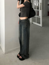 Nive Low-Rise Denim Pants (one color)