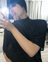 Pleate オーバーフィット半袖Tシャツ