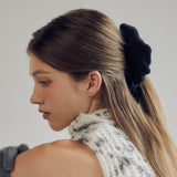 CORDUROY SCRUNCHIE (BLACK)
