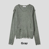 Reverse damage V-neck knitwear