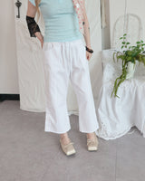 STEP BUTTON CROPPED PANTS
