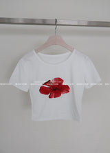 Flower-printed cropped short-sleeved T-shirt