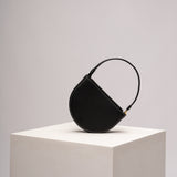 HALF MOON_black