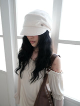 loose brim hat