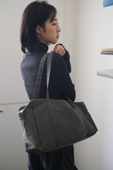 standard duffle bag (deep grey)