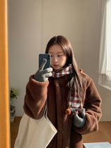 25FW★ [BAONHAUS] Temdi Stripe Pom-Pom Muffler