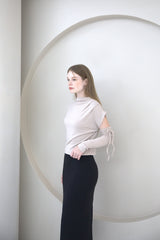 ハーフネックカットアウトTシャツ ベージュ