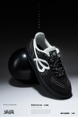 HBD/We Flower Joint Name Retro German Training Shoes - BLACK