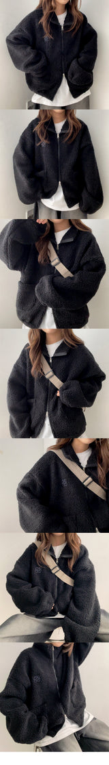 Duji Embroidery High-Neck Wool Zip-Up