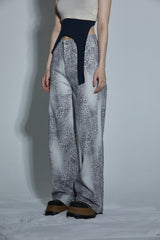 WASHING GREY PANTS