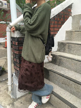 Round-Neck Loose-Fit Knit