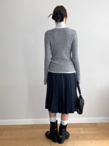 Rage V-neck Sweater Knit T-shirt