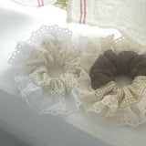 Lace scrunchie_ivory