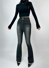 (BODY-SHAPING GUARANTEED🤍🖤) TWO-BUTTON ELASTIC WAIST BLACK WASH BOOTCUT 🤍🖤 SEMI-WIDE DENIM PANTS