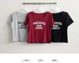 ローブレタリングスクエアネックショートスリーブTシャツ