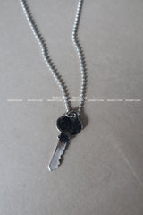 KEY Vintage Long Necklace