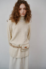 Boucle suede belt bag (Ivory)
