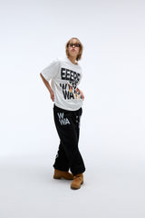 Weekend warrior people artwork T-shirt (White)