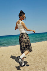 (W) CHAIN LETTERING SLEEVELESS