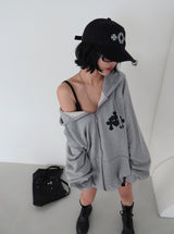 [UNISEX] Chrome Patch オーバーサイズフィット フード付きジップアップジャケット