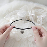 [Aespa Winter Necklace] Vintage Heart Locket Choker Necklace - Silver ver.