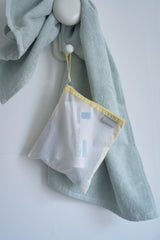 flat pouch (lemon white)