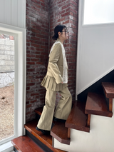 behind frill jacket (cut out) 