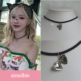 [Aespa Winter Necklace] Vintage Heart Locket Choker Necklace - Silver ver.