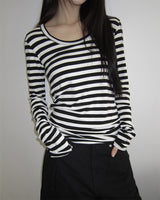 Juka ストライプUネックロングスリーブTシャツ