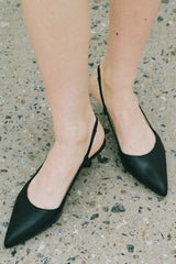 KITTEN SLINGBACK IN BLACK