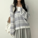 OMON Badge Dangara Boucle V-Neck Long Sleeve Knit