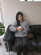 TL Wool Cable Round Knit
