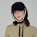 VA Curved Circle Logo Suede Flap Cap / Black